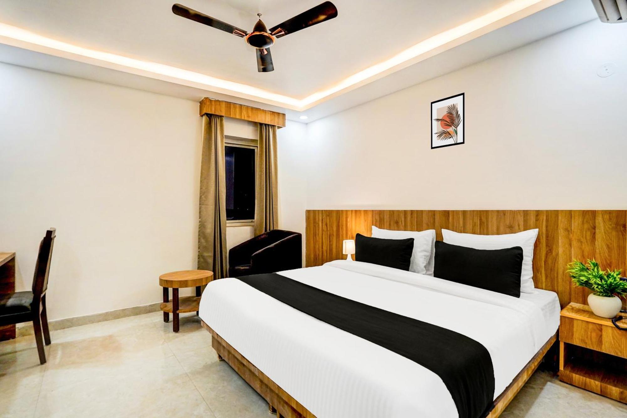 Townhouse Grand Address Hotel And Banquet Ghaziabad Exterior foto